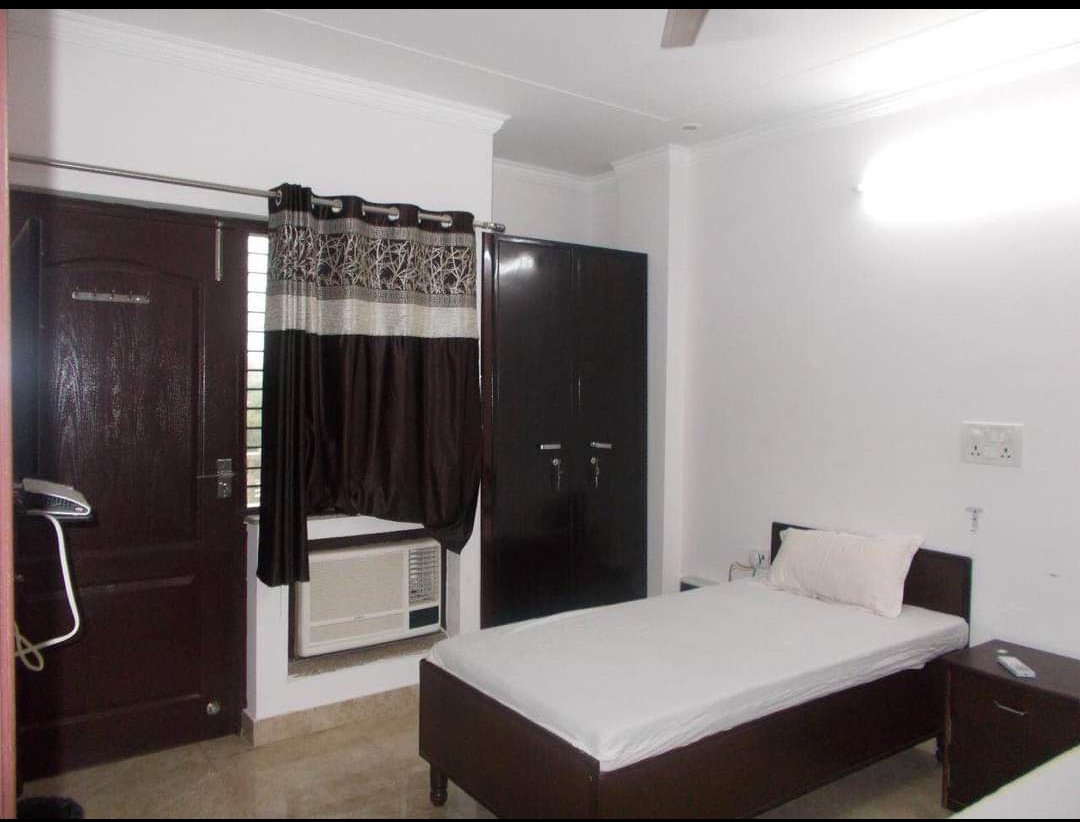 Mahadev Residency - Roomkhoj